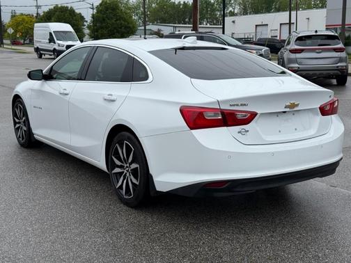 2017 Chevrolet Malibu 1LT