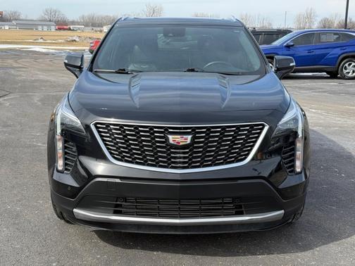 2021 Cadillac XT4 Premium Luxury