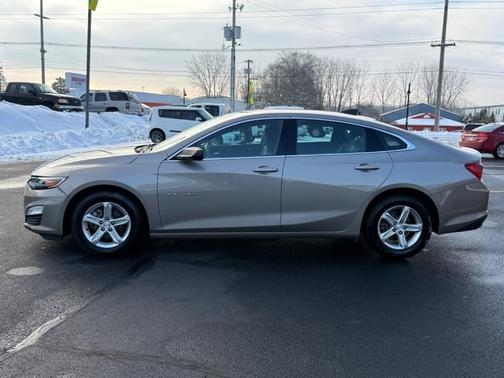 2022 Chevrolet Malibu 1FL