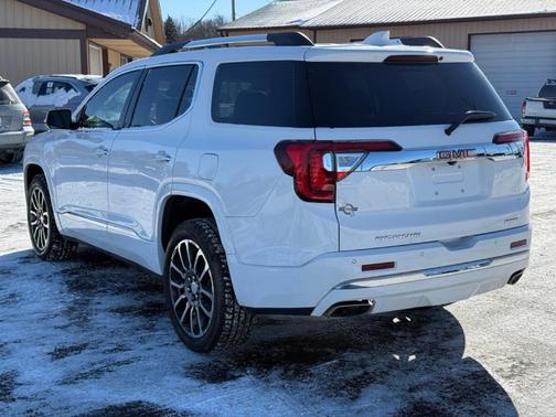 2020 GMC Acadia Denali
