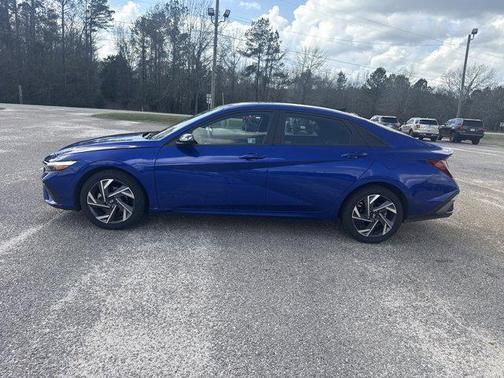 2025 Hyundai ELANTRA Sport