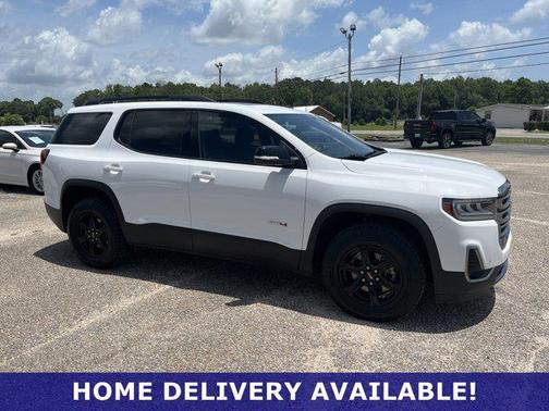2022 GMC Acadia AT4