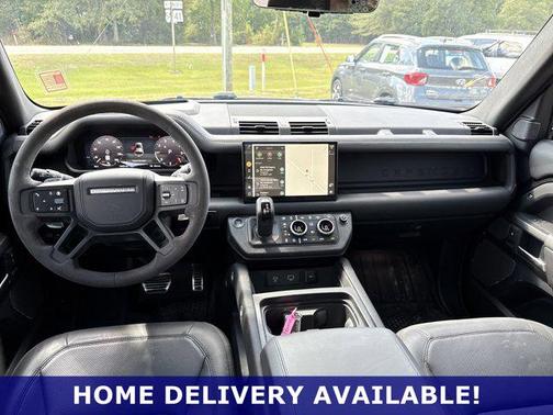 2024 Land Rover Defender 110 V8