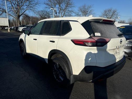 2021 Nissan Rogue S