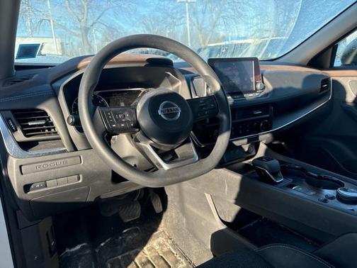 2021 Nissan Rogue S
