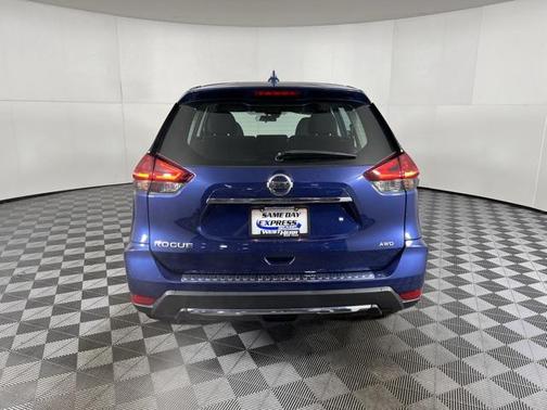 2019 Nissan Rogue S
