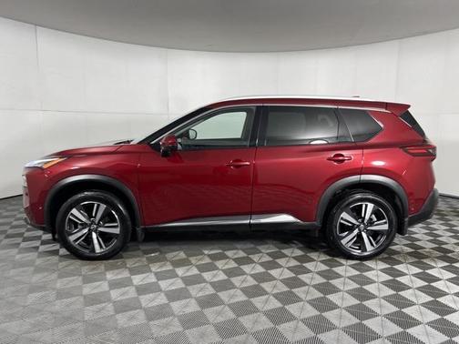 2022 Nissan Rogue SL
