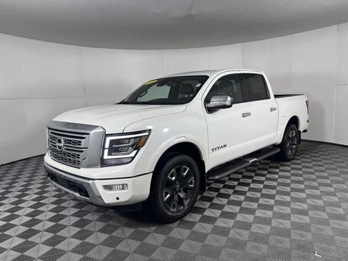 2024 Nissan Titan Platinum Reserve