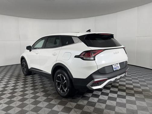 2023 Kia Sportage Hybrid LX