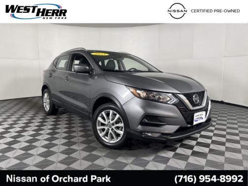 2022 Nissan Rogue Sport SV