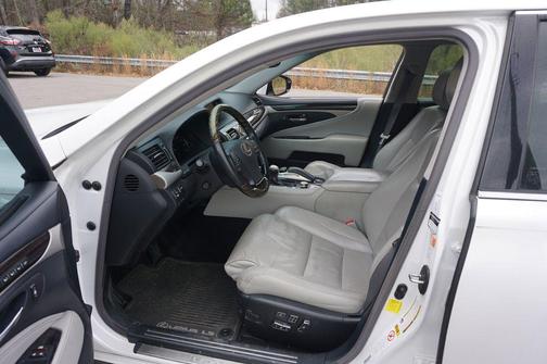 2016 Lexus LS 460 Base