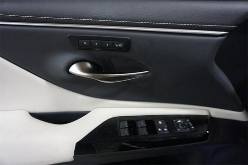 2024 Lexus ES 350 Base