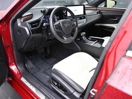 2024 Lexus ES 350 Base