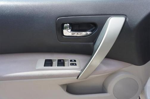 2012 Nissan Rogue SV