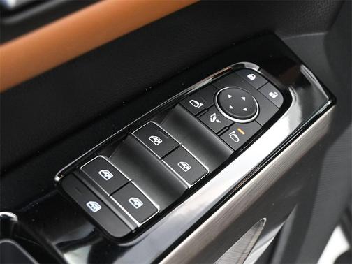 2024 Nissan Pathfinder Platinum 4WD