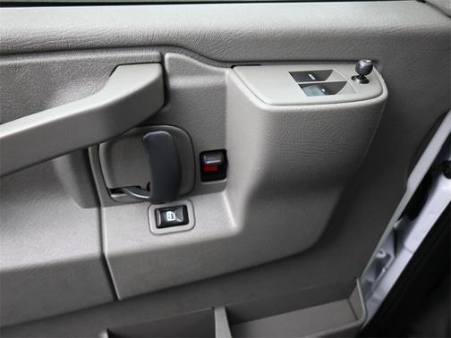 2020 Chevrolet Express 2500 RWD 2500 Regular Wheelbase WT