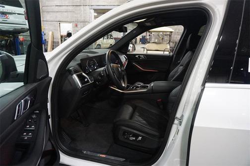 2025 BMW X5 sDrive40i