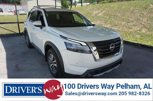 2022 Nissan Pathfinder SL 2WD