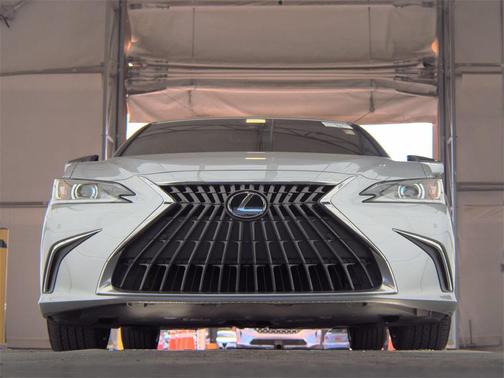 2023 Lexus ES 350 Base