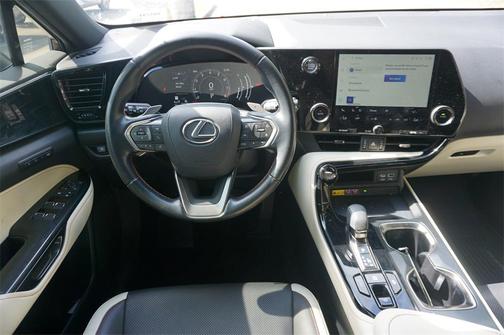 2024 Lexus NX 250 Premium