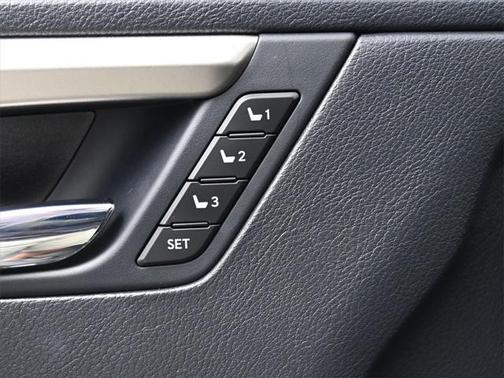2022 Lexus RX 350L Base