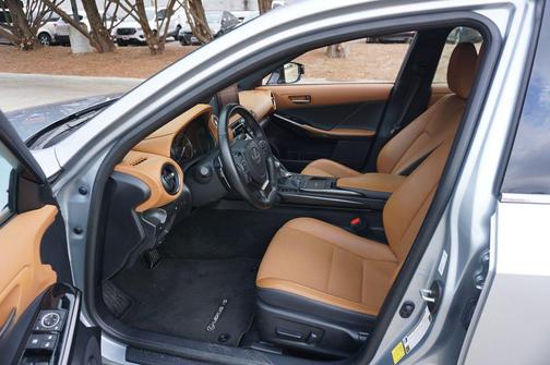 Iridium 2024 Lexus IS 300 Base