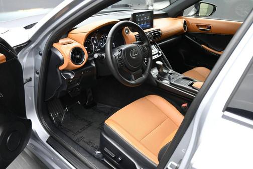 Iridium 2024 Lexus IS 300 Base