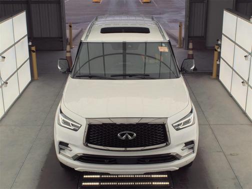 2024 INFINITI QX80 SENSORY AWD