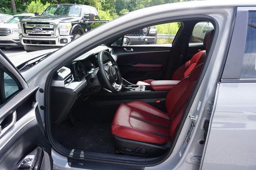 Wolf Gray 2024 Kia K5 GT-Line