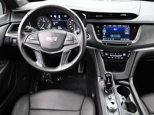 2022 Cadillac XT5 Sport