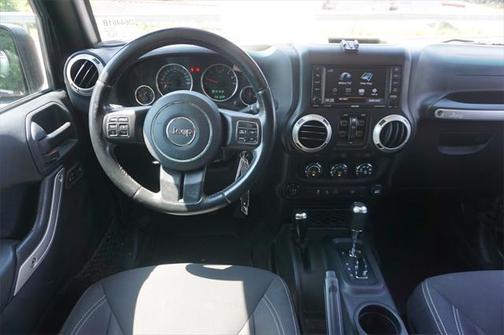 2018 Jeep Wrangler JK Unlimited Sahara
