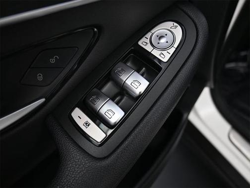 2021 Mercedes-Benz GLC 300 4MATIC