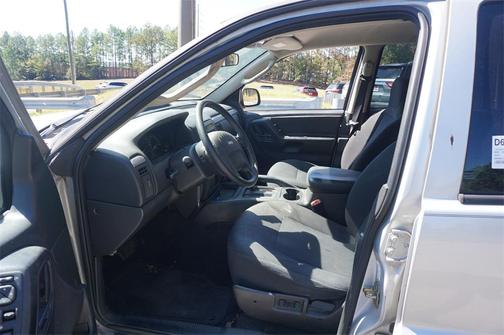 2004 Jeep Grand Cherokee Laredo