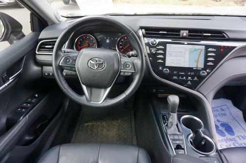 Midnight Black Metallic 2019 Toyota Camry XSE