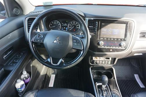 2020 Mitsubishi Outlander SEL