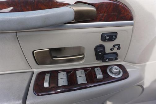 2009 Lincoln Town Car Signature