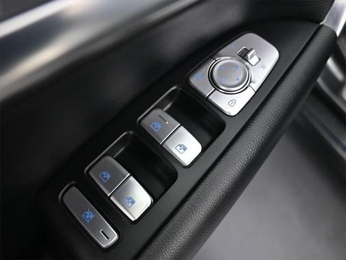 2020 Genesis G70 2.0T RWD Manual