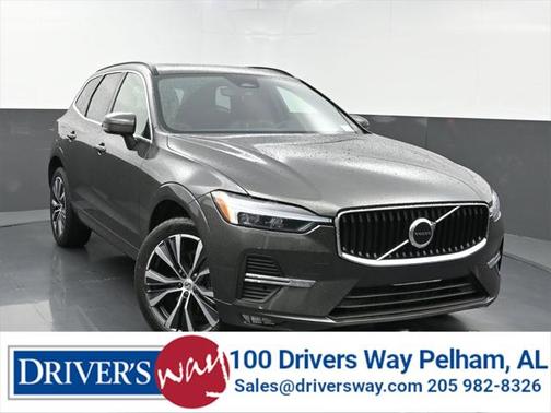 2022 Volvo XC60 B5 Momentum