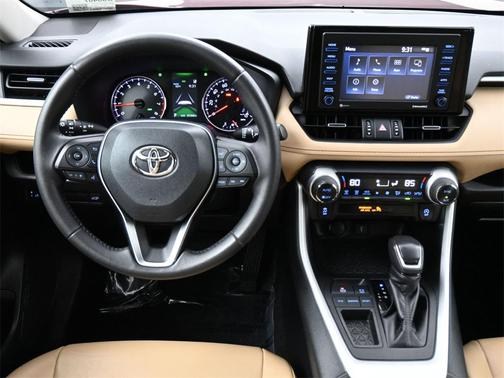 2021 Toyota RAV4 XLE Premium
