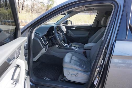 2020 Audi Q5 45 Premium Plus