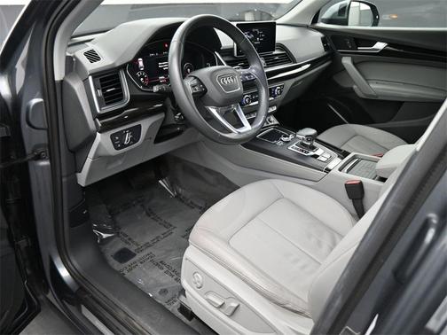 2020 Audi Q5 45 Premium Plus