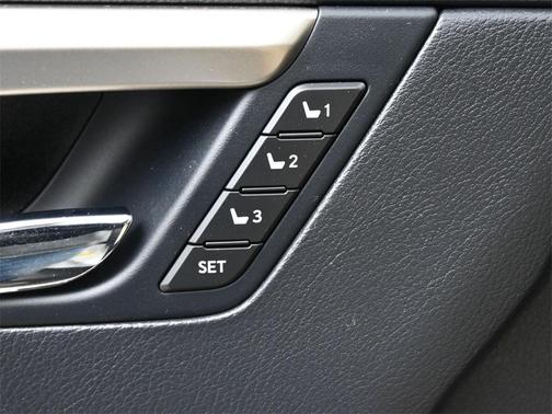 2022 Lexus RX 350L Base