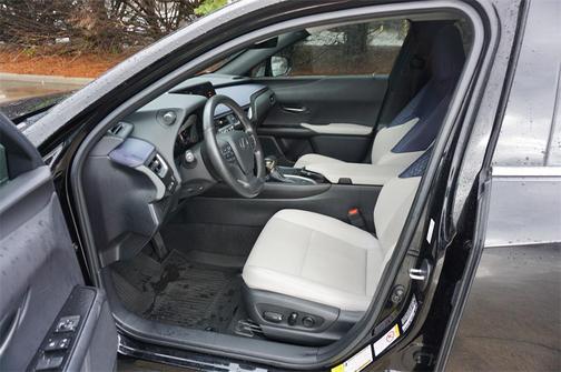2019 Lexus UX 200 Base