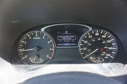 Pearl White 2017 Nissan Pathfinder SV