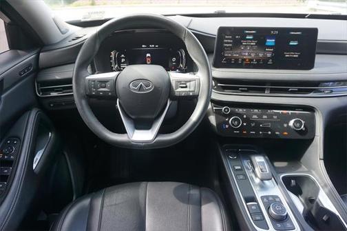2022 INFINITI QX60 Luxe