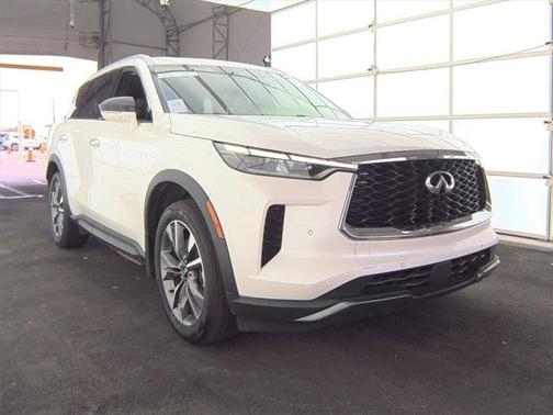 2022 INFINITI QX60 Luxe