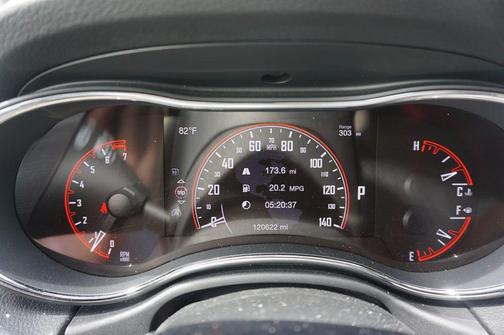 Crystal Metallic 2016 Dodge Durango Limited