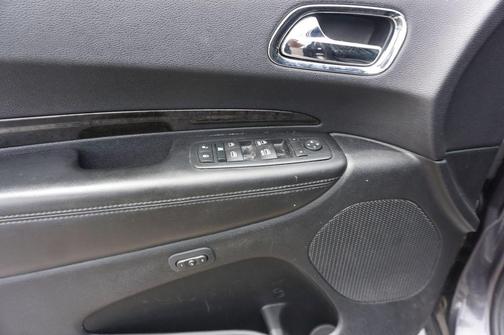 Crystal Metallic 2016 Dodge Durango Limited