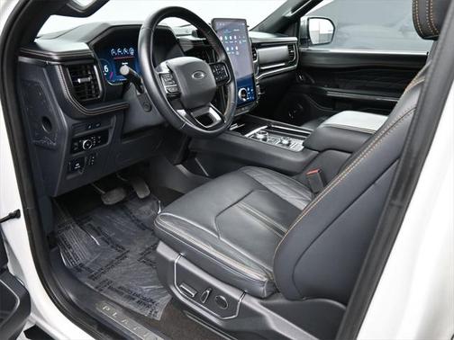 2023 Ford Expedition Platinum