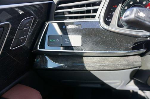 2021 Audi Q7 55 Premium Plus